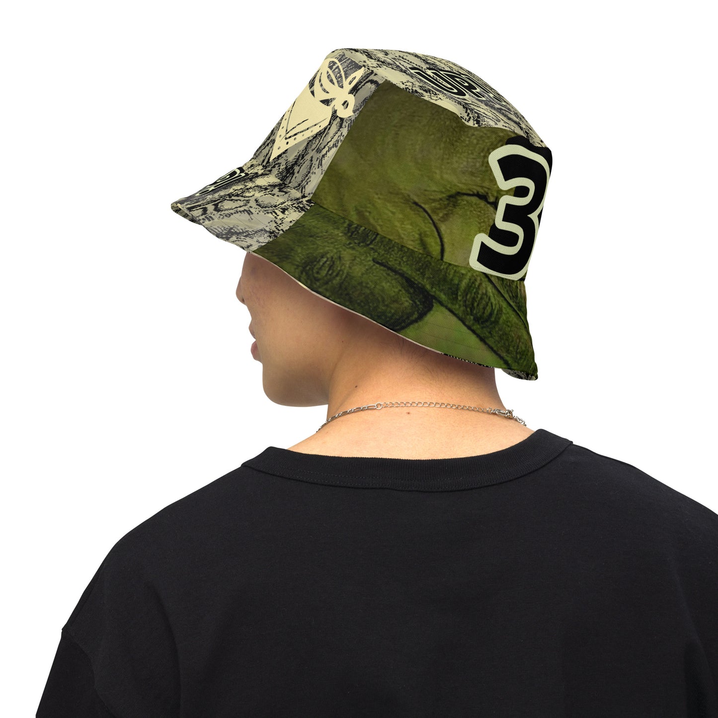 Reversible bucket hat