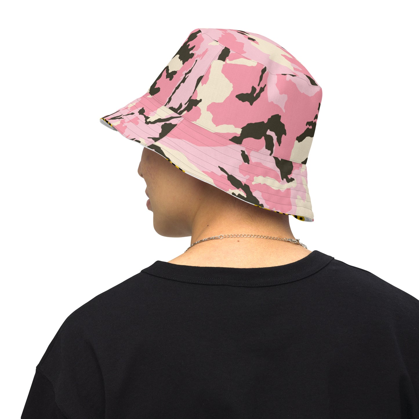 Reversible bucket hat