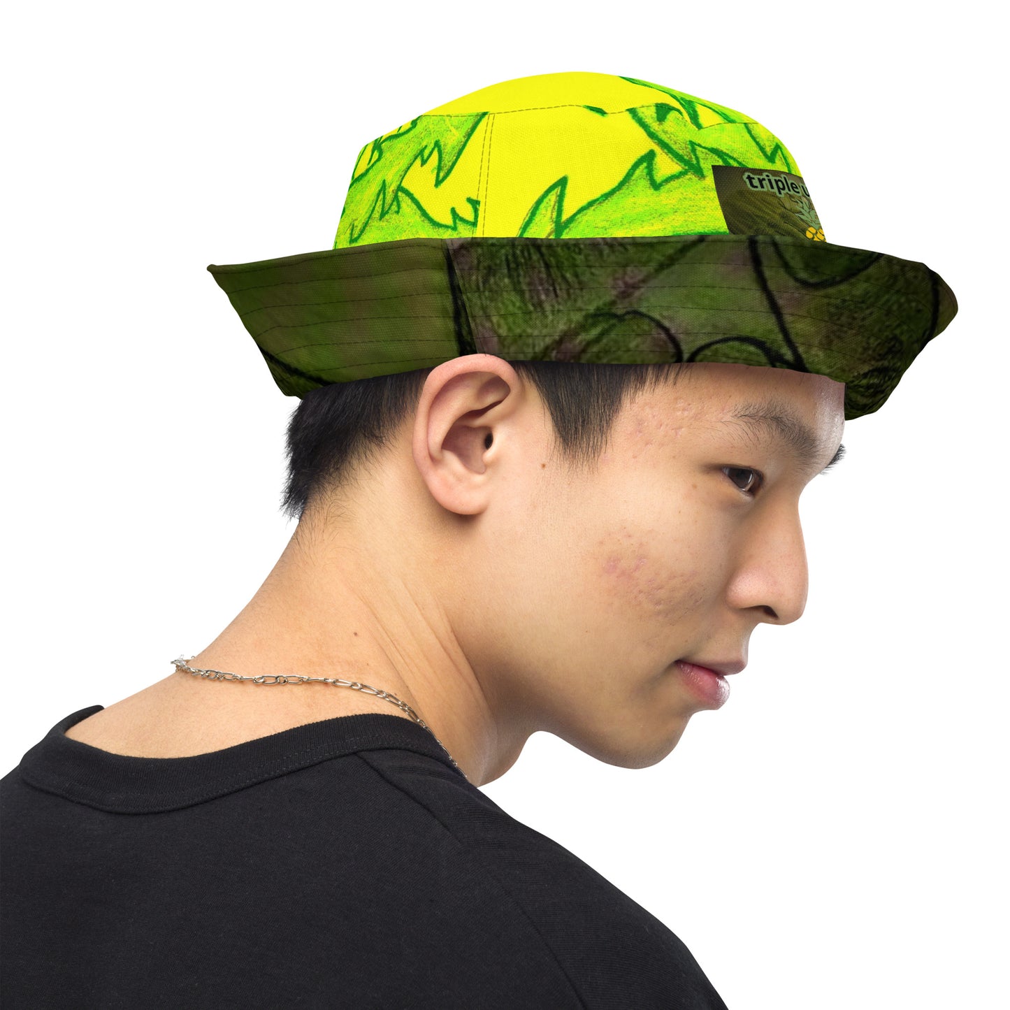 Reversible bucket hat